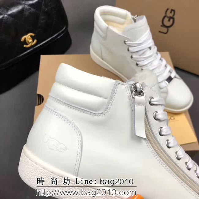 UGG 澳洲頂級羊皮毛一體694 18年專櫃爆款 保暖休閒鞋 QZS2847